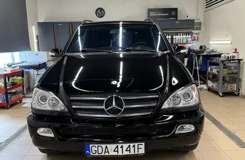 MERCEDES-BENZ ML 