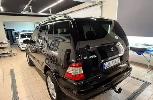 MERCEDES-BENZ ML 
