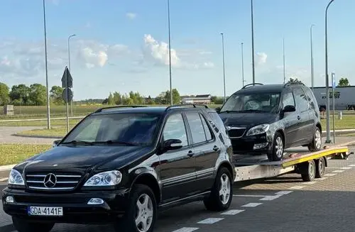 MERCEDES-BENZ ML 