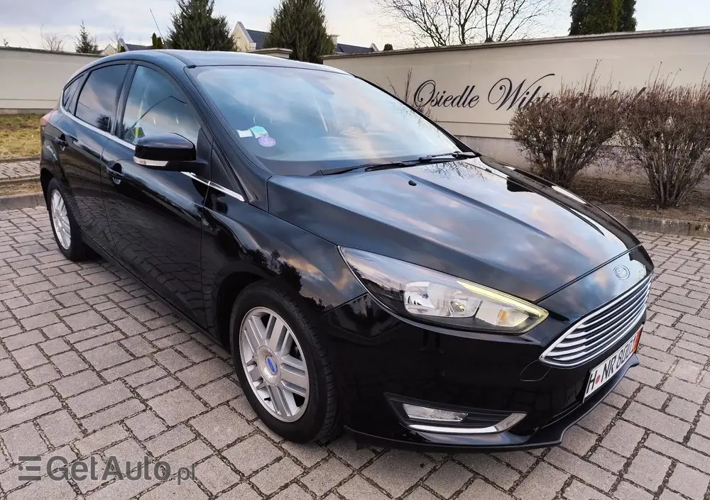 FORD Focus 1.0 EcoBoost Titanium