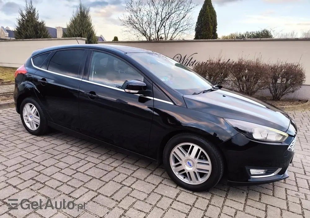 FORD Focus 1.0 EcoBoost Titanium