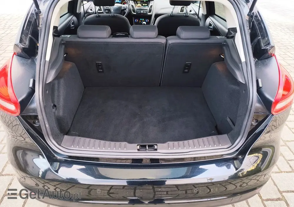 FORD Focus 1.0 EcoBoost Titanium