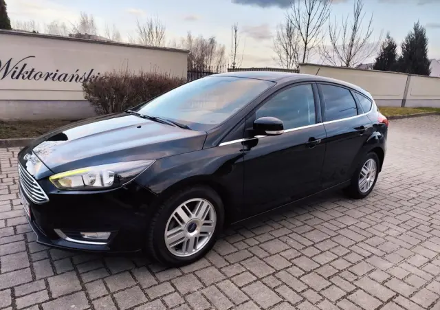 FORD Focus 1.0 EcoBoost Titanium