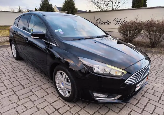 FORD Focus 1.0 EcoBoost Titanium