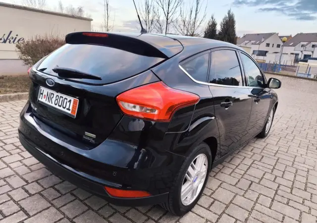FORD Focus 1.0 EcoBoost Titanium
