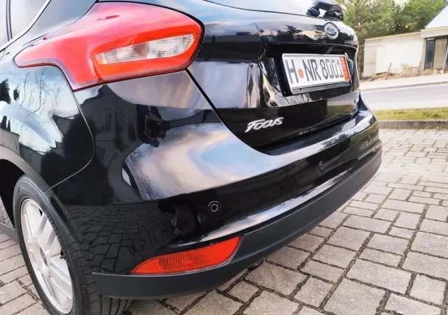 FORD Focus 1.0 EcoBoost Titanium