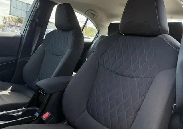TOYOTA Corolla 1.5 Comfort