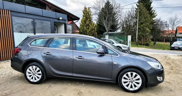 OPEL Astra 1.4 Turbo Exklusiv