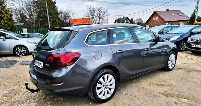 OPEL Astra 1.4 Turbo Exklusiv