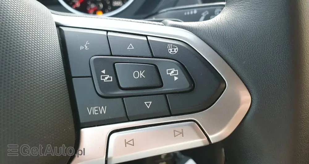 VOLKSWAGEN Tiguan 2.0 TDI SCR Life DSG