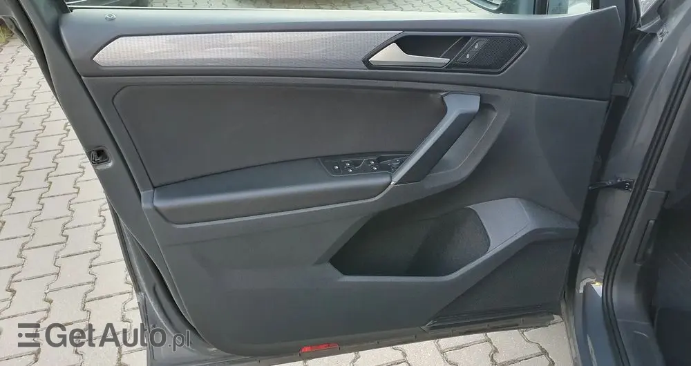 VOLKSWAGEN Tiguan 2.0 TDI SCR Life DSG