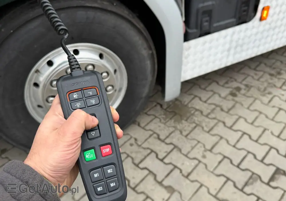 SCANIA Scania R650 bez EGR pełna opcja palfinger epsilon Z 2x wysów 2018/19 6x4 