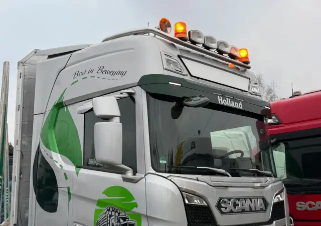 SCANIA Scania R650 bez EGR pełna opcja palfinger epsilon Z 2x wysów 2018/19 6x4 