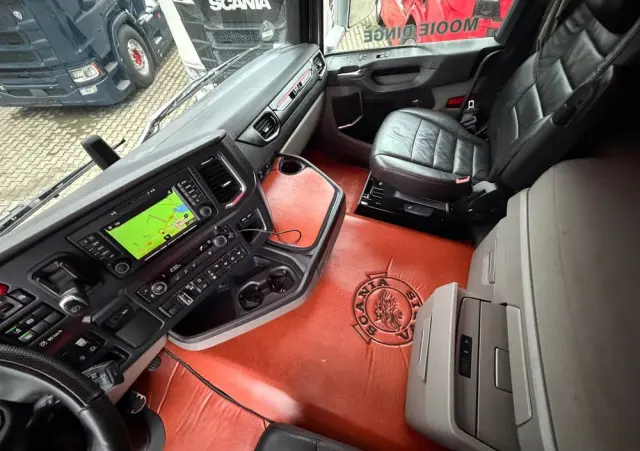 SCANIA Scania R650 bez EGR pełna opcja palfinger epsilon Z 2x wysów 2018/19 6x4 