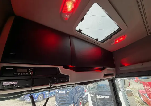 SCANIA Scania R650 bez EGR pełna opcja palfinger epsilon Z 2x wysów 2018/19 6x4 