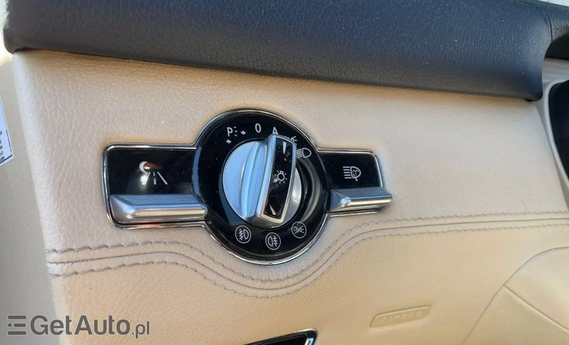 MERCEDES-BENZ CL CL 550 V8 (382 KM) 4MATIC 7G-TRONIC