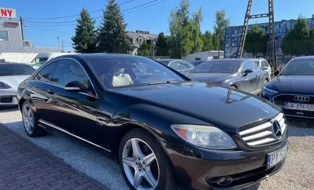 MERCEDES-BENZ CL CL 550 V8 (382 KM) 4MATIC 7G-TRONIC