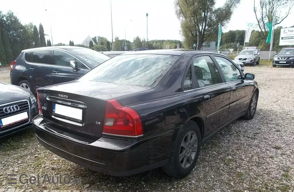 VOLVO S80 
