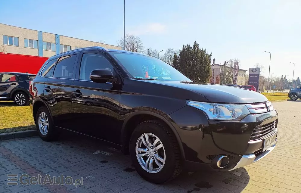 MITSUBISHI Outlander 2.0 Intense 4WD CVT