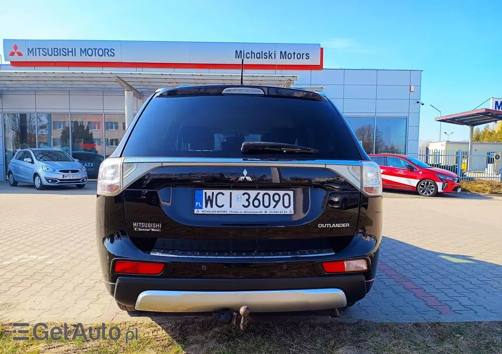 MITSUBISHI Outlander 2.0 Intense 4WD CVT