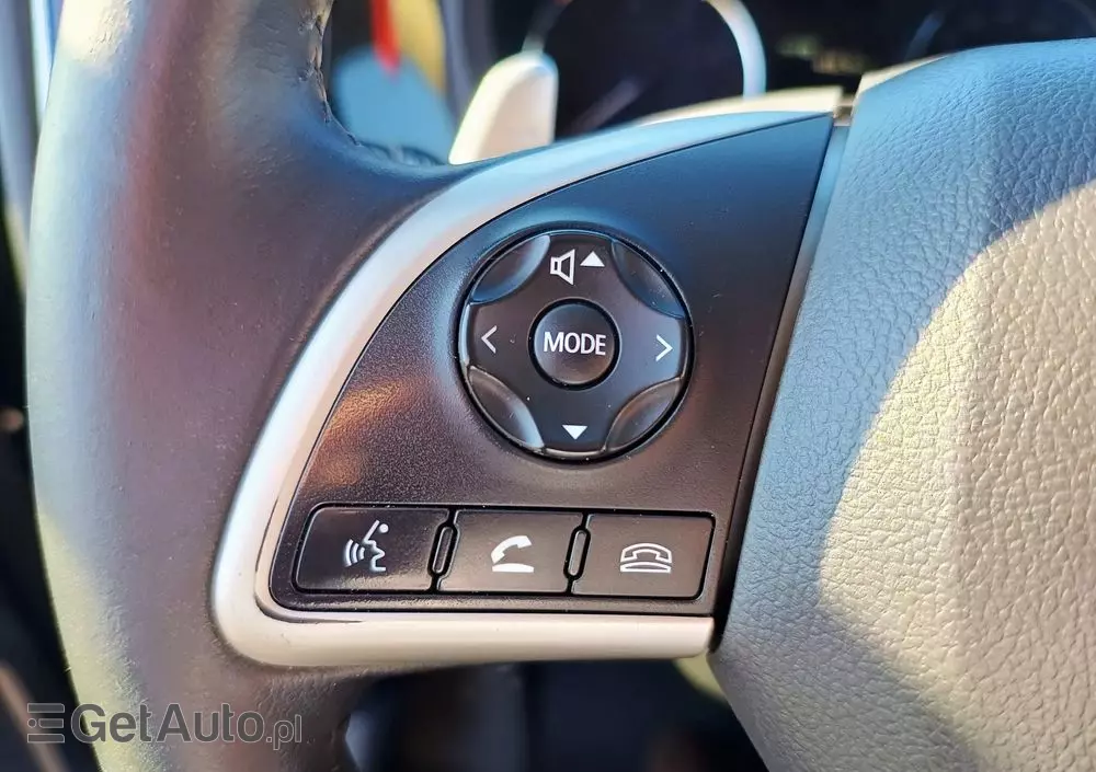 MITSUBISHI Outlander 2.0 Intense 4WD CVT