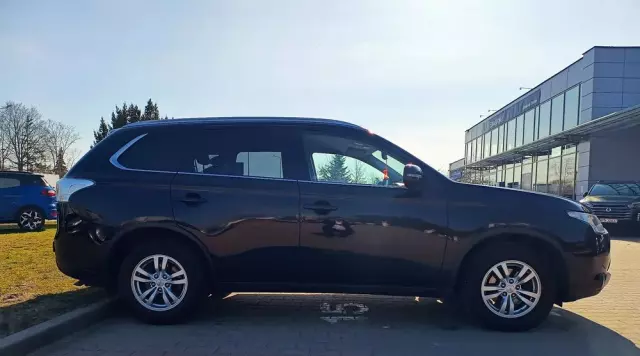 MITSUBISHI Outlander 2.0 Intense 4WD CVT