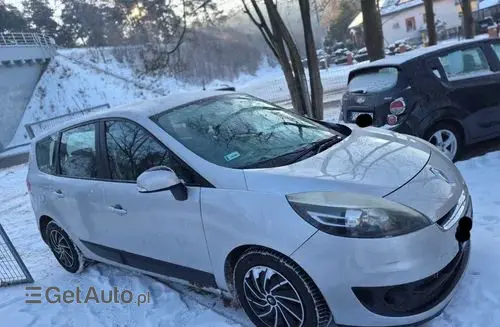 RENAULT Grand Scenic 