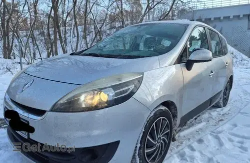 RENAULT Grand Scenic 
