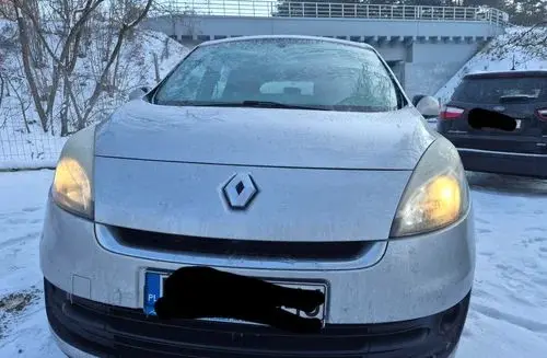 RENAULT Grand Scenic 