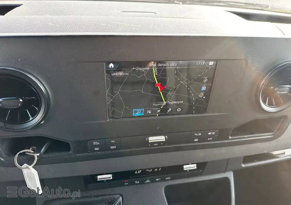 MERCEDES-BENZ Sprinter 317 CDI /Maxi/Navi/Klima/Kamera/hak/bdb stan 