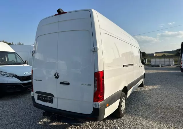 MERCEDES-BENZ Sprinter 317 CDI /Maxi/Navi/Klima/Kamera/hak/bdb stan 
