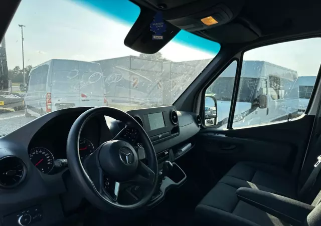 MERCEDES-BENZ Sprinter 317 CDI /Maxi/Navi/Klima/Kamera/hak/bdb stan 