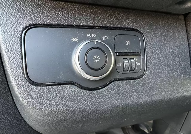 MERCEDES-BENZ Sprinter 317 CDI /Maxi/Navi/Klima/Kamera/hak/bdb stan 