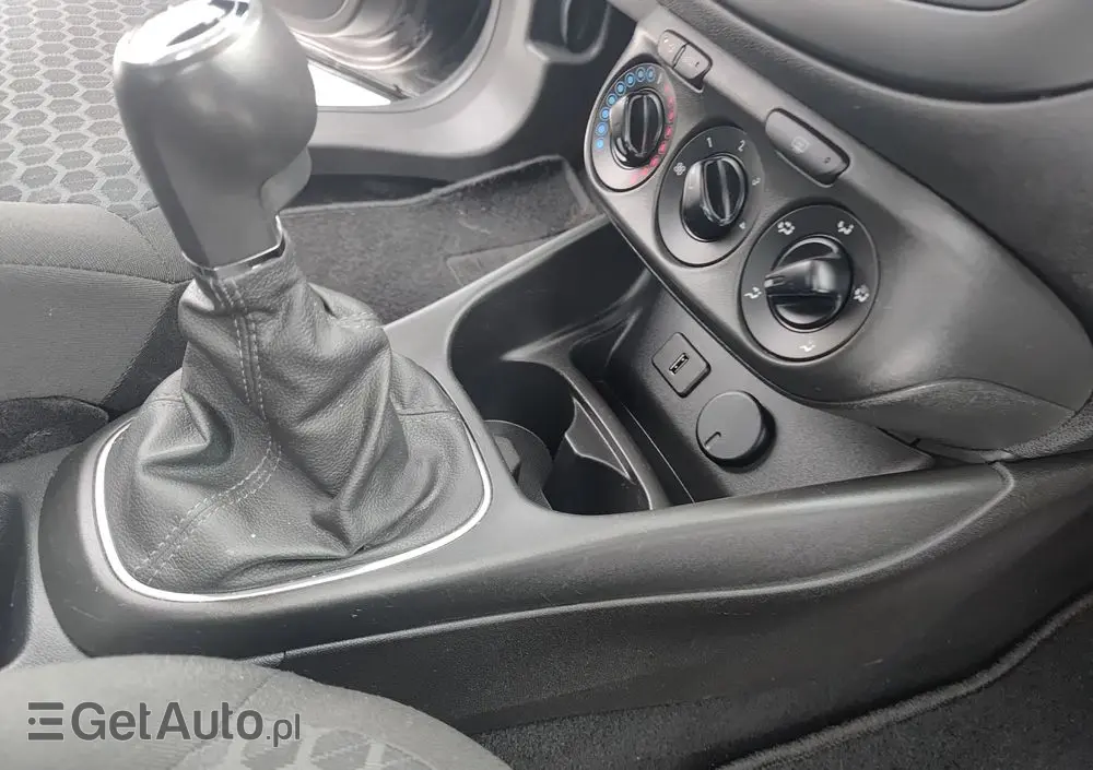 OPEL Corsa 1.2 Selection