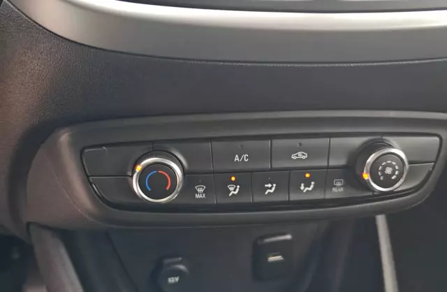 OPEL Crossland 1.2 (81 KM)