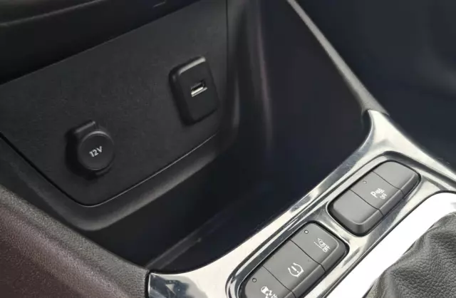 OPEL Crossland 1.2 (81 KM)