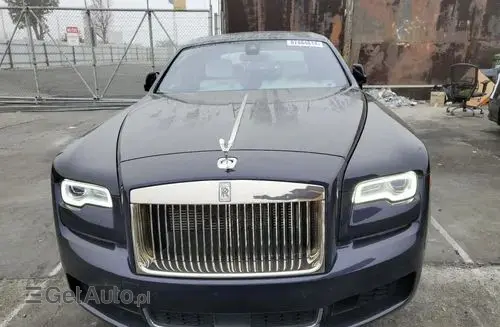 ROLLS-ROYCE Ghost 