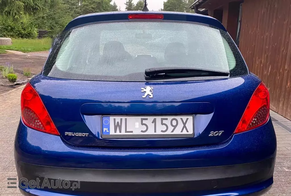 PEUGEOT 207 