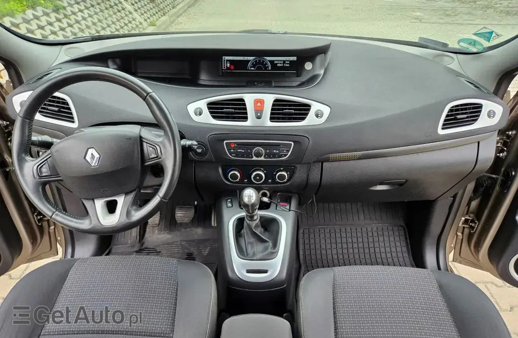 RENAULT Grand Scenic 