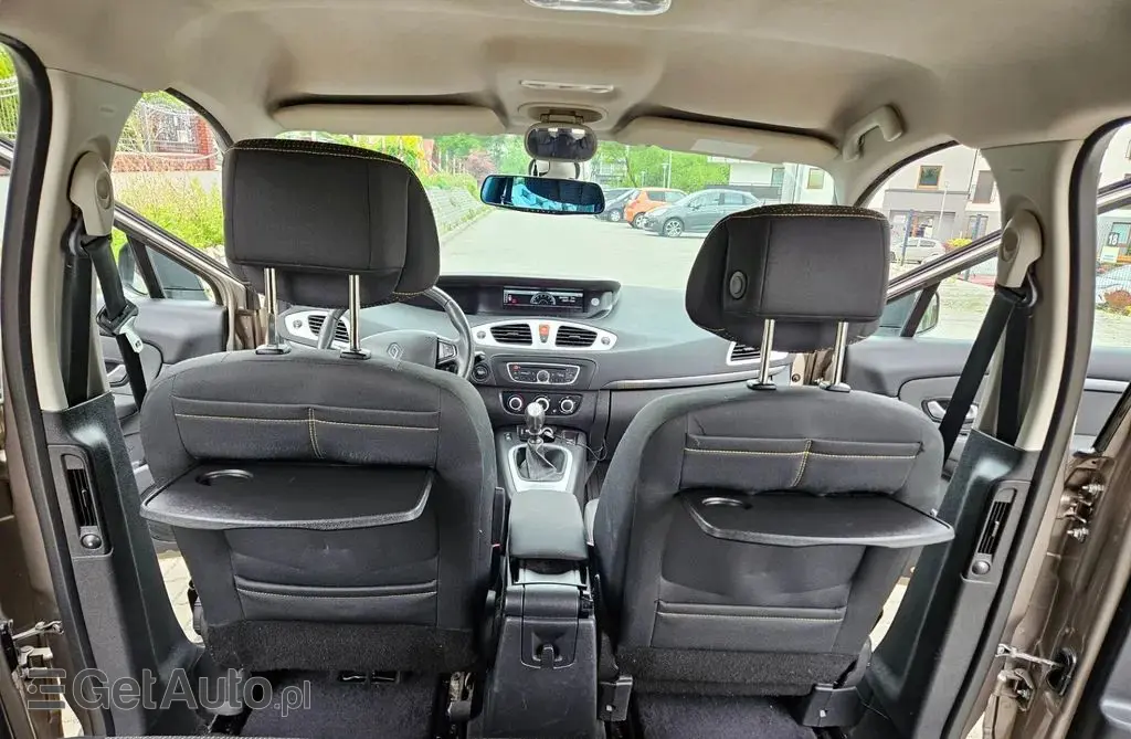 RENAULT Grand Scenic 