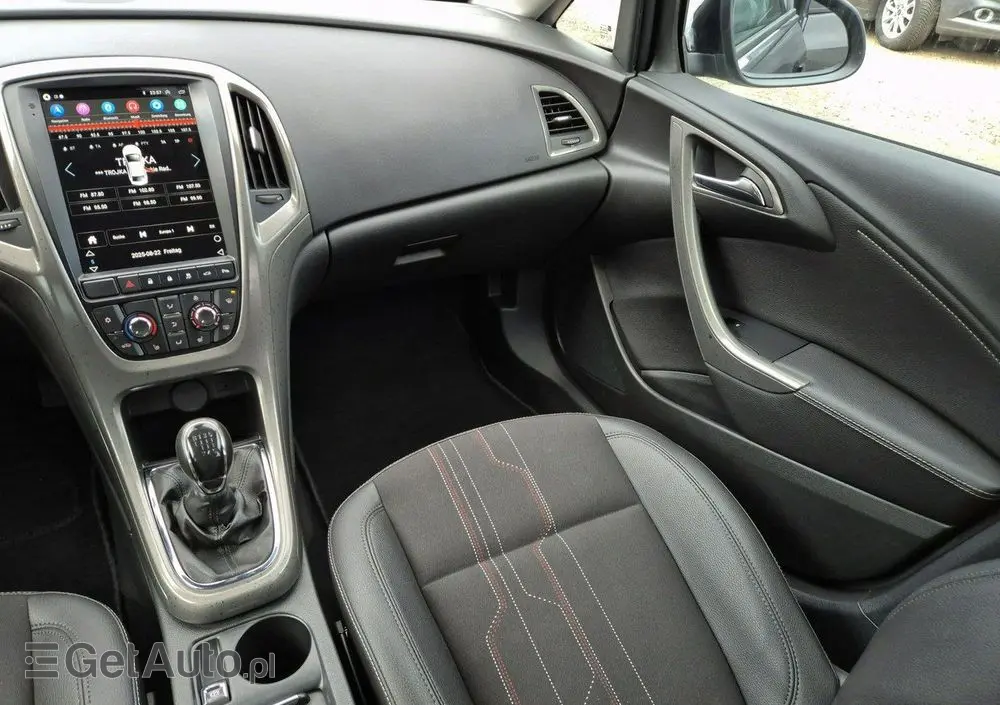 OPEL Astra 1.4 Turbo 150 Jahre