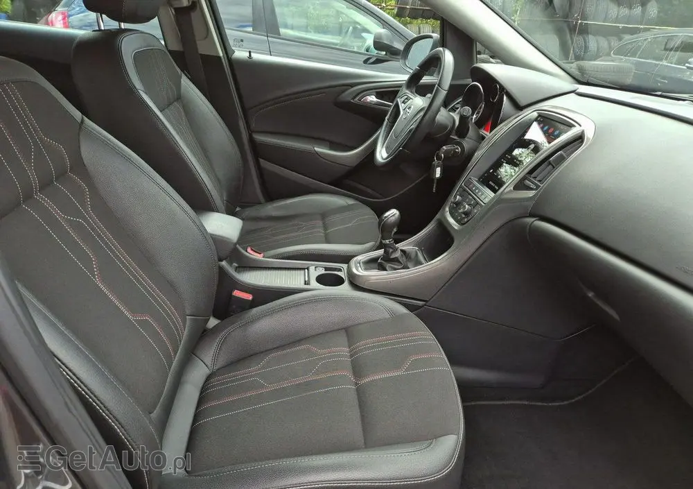 OPEL Astra 1.4 Turbo 150 Jahre