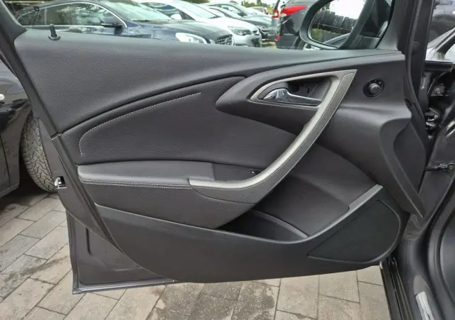 OPEL Astra 1.4 Turbo 150 Jahre