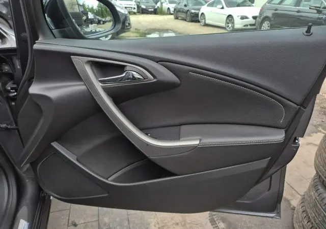 OPEL Astra 1.4 Turbo 150 Jahre