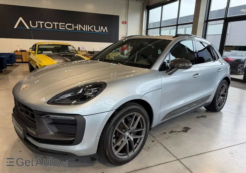 PORSCHE Macan PDK