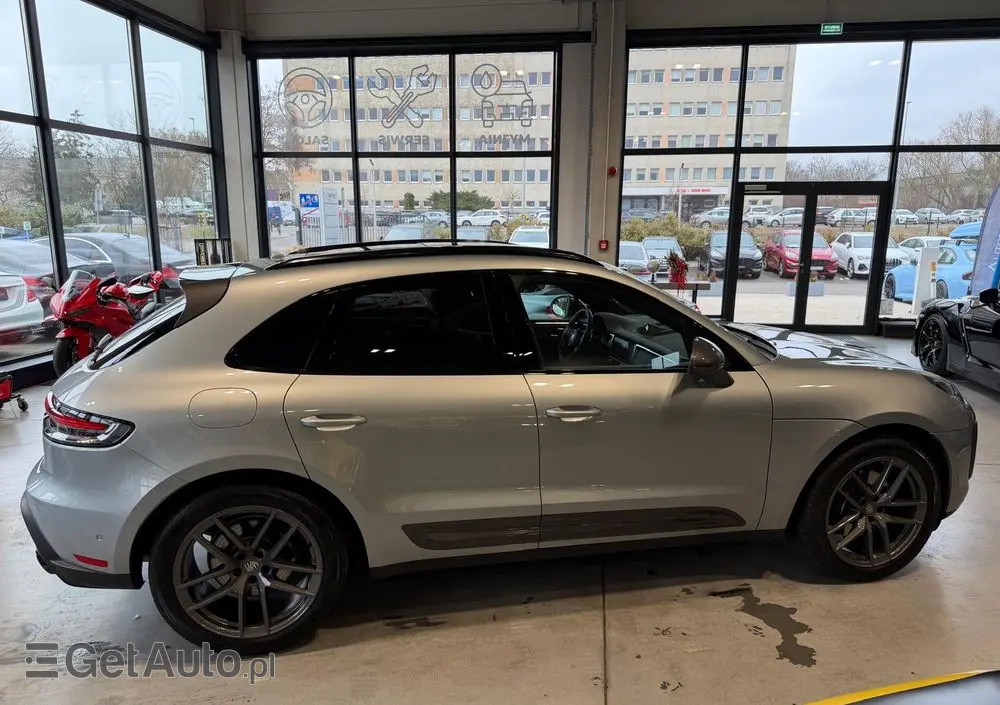 PORSCHE Macan PDK