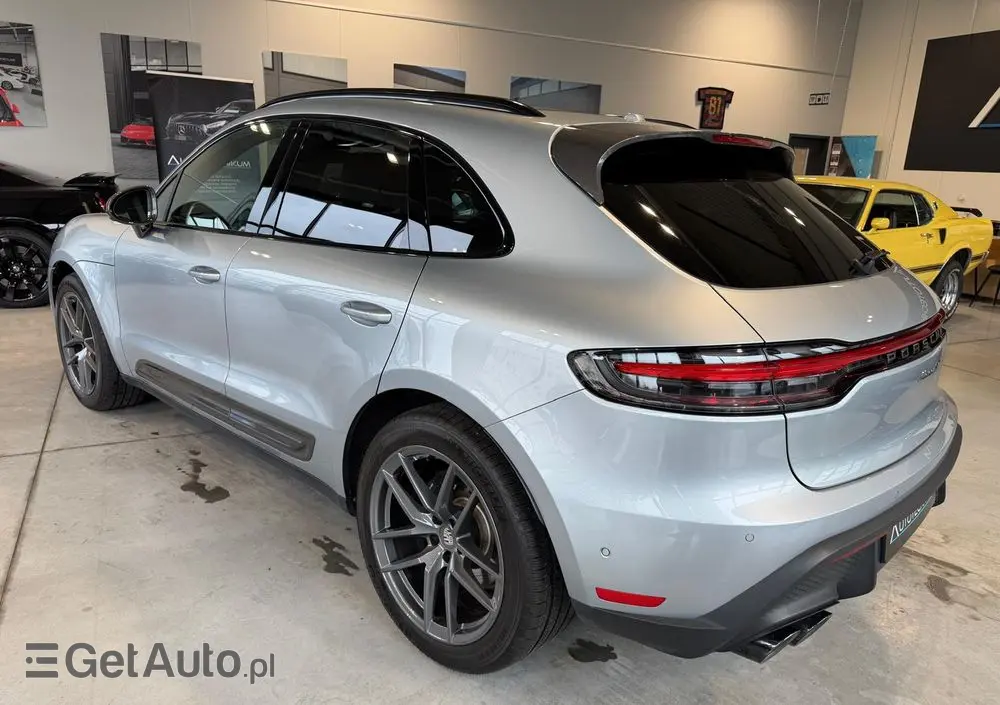 PORSCHE Macan PDK