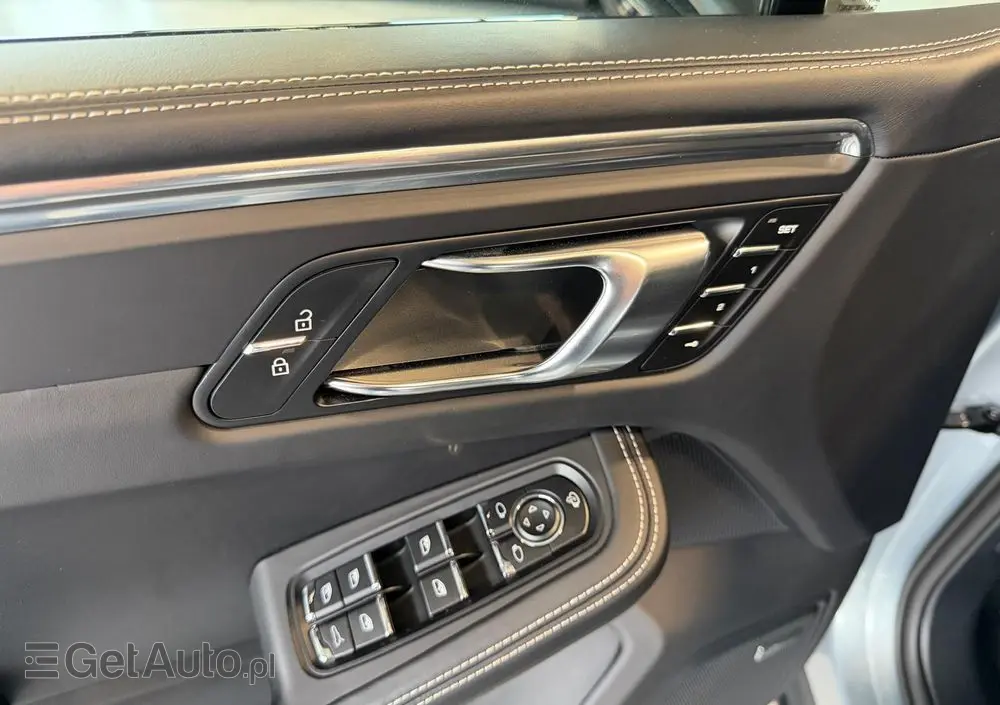 PORSCHE Macan PDK