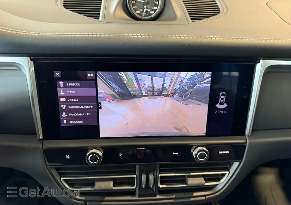 PORSCHE Macan PDK