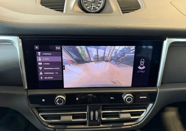 PORSCHE Macan PDK